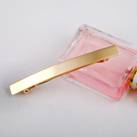 Minimalist Iron Geometric Hair Clip For Women Fashion Electroplated Spring Barrette Hair Styling Accessories Headwear