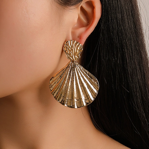 Orecchini a Goccia in Lega Vintage a Forma di Conchiglia per Donna Semplici Orecchini Pendenti Metallici Strutturati a Ventaglio Oro