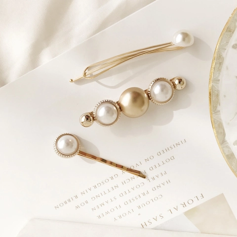 Alloy Imitation Artificial Pearl Rhinestone Hair Clip Elegant Gold Bobby Pin Heart Bee Crown Flower Pattern Women Hair Accessories