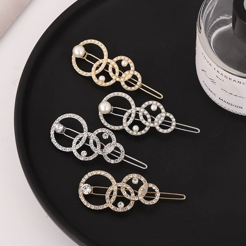 Elegant Alloy Artificial Pearl Rhinestone Overlapping Circles Hair Clip Geometric Gold Silver Bobby Pin For Women Party Wedding Hair Accessories