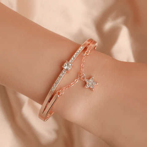 Fashion Alloy Rhinestone Bangle With Dangle Star Pendant Elegant Double Layer Open Bracelet For Women Jewelry Accessory