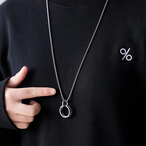 Halskette Mit Ineinandergreifendem Doppelring-Anhänger Aus Edelstahl Titanstahl Boxkette Für Herren Damen Minimalistischer Schmuck
