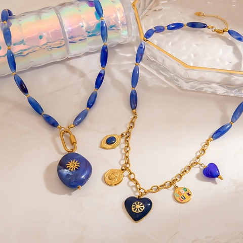 Collana con Ciondolo a Cuore Sole in Acciaio Inossidabile con Perline di Resina Blu Reale Gioielli Vintage Fatti a Mano per Donna