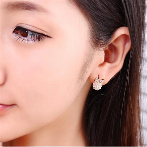 Boucles d'Oreilles Clous Nœud Papillon en Alliage Perle Artificielle Femme Bijoux Strass Plaqué Or avec Tige en Acier