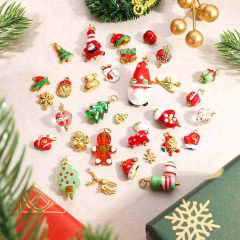 Roestvrijstalen Kersthangers Voor DIY Sieraden Maken Kleurrijk Emaille Rendier Kerstman Bel Kerstboom Hangers Festival Mode Ketting Armband Accessoires