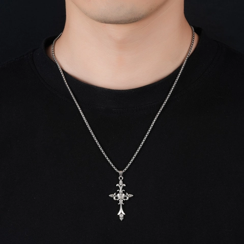 Collana Con Pendente a Croce Gotica Vintage Catena Box in Acciaio al Titanio Rilievo Corona Lega Gioielli Punk Hip Hop