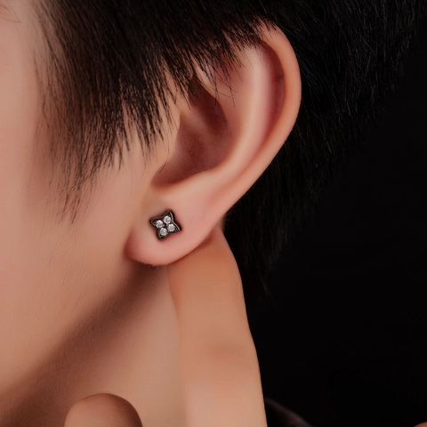 Luxury Copper Zirconia Clover Stud Earrings With Stainless Steel Earring Post Gun Black Silver Personalized Unisex Jewelry