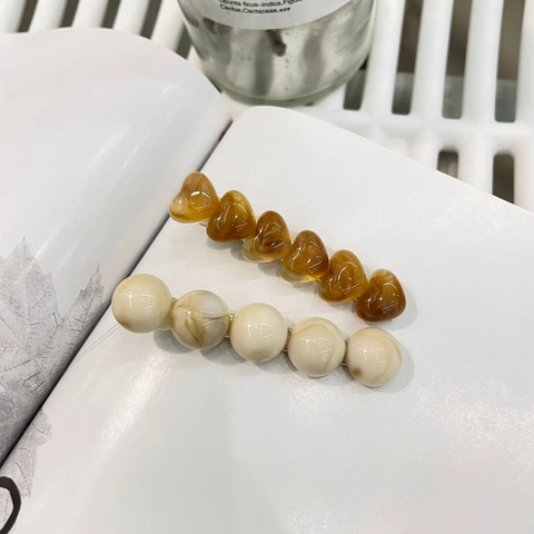 Douces Pinces à Cheveux en Résine Cœur et Balle Texture Marbre Ambre Pinces Bec de Canard Style Coréen Coiffe Mode pour Femmes