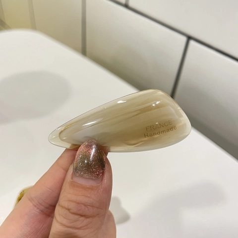 Damen Retro Acetat Unregelmäßig Aushöhlung Haarclip Handgefertigt Schildpatt Marmor Muster Süß Entenschnabel-Clip Haarschmuck