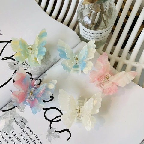 Double Layer Butterfly Hair Claw Clip Colorful Gradient Acrylic Fairy Hair Clip Sweet Cute Hair Accessories For Women