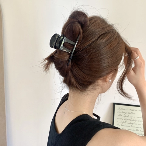 Französischer Stil Acetat Haarklammer Für Damen Elegant Marmor Schildpatt Muster Medium T-Form Handgefertigt Haarschmuck