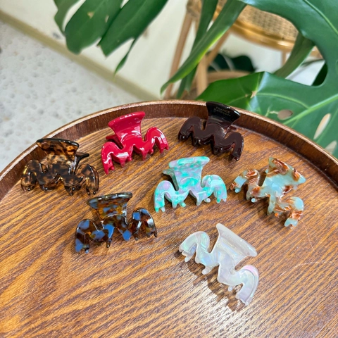 French Style Acetate Hair Claw Clip Letter M Small Marble Texture Retro Mini Shark Clip Sweet Hair Accessories For Women