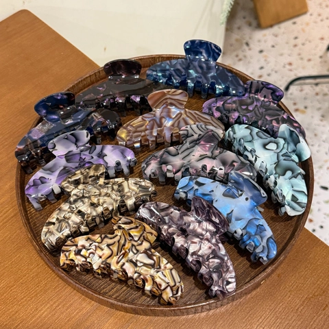Große Acetat Marmor Textur Haarklammer Für Damen Dark Style Nische Design Bunte Glänzende Harz Hai Clip Elegante Haarklammer Mode Kopfschmuck