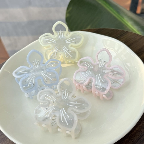 Pince à Cheveux Fleur en Acétate Élégante Strass Floral Clip à Cheveux Doux Accessoires de Coiffure pour Femmes Quotidien
