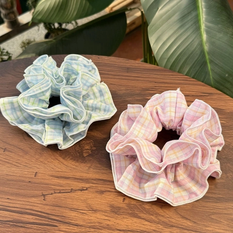Chouchou en Tissu Écossais à Étages Élastique Cheveux Doux Floral Style Collège Grand Anneau Cheveux en Tissu Gingham pour Femmes