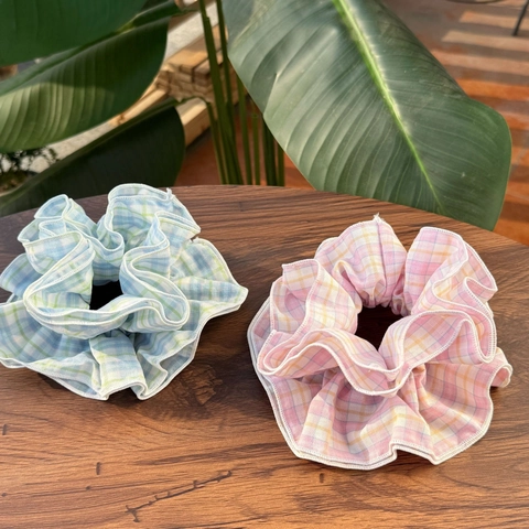 Chouchou en Tissu Écossais à Étages Élastique Cheveux Doux Floral Style Collège Grand Anneau Cheveux en Tissu Gingham pour Femmes