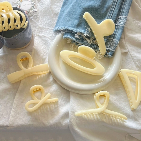 Pince à Cheveux de Style Français Jaune Crème Violet en Plastique Grande Géométrique Creuse Accessoires de Cheveux pour Femmes