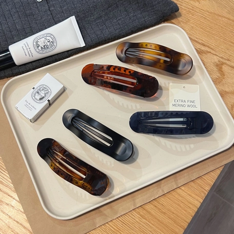 Pinza para el Pelo de Acetato Grande Minimalista Francesa Elegante Pasador Hueco de Carey Color Sólido para Mujer Diario
