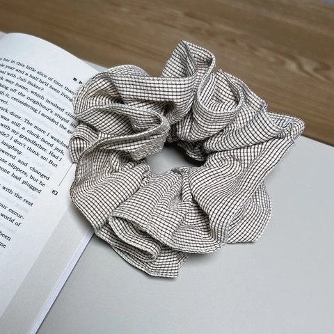 Orecchini a Bottone Grandi in Tessuto Vintage Doppio Strato Griglia Striscia Stile Accademico Elastici per Capelli Donna