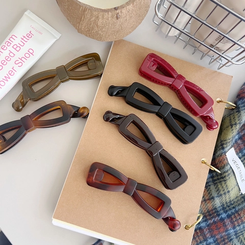 Elegant Bow Knot Banana Clip For Women Minimalist Candy Color Jelly Resin Hollow Hair Claw Clip Hair Accessory Ponytail Holder