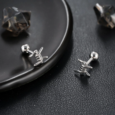 Boucles d'Oreilles Clous Nœud Fil de Fer Barbelé en Acier Titane Punk pour Hommes Femmes Style Industriel Gothique Argent Bijoux