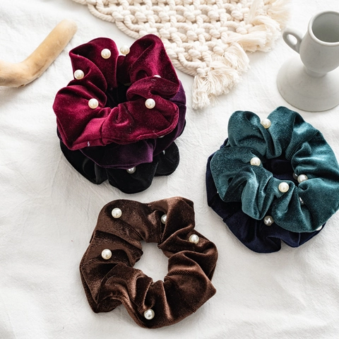 Coleteros de Terciopelo Vintage Con Perla Artificial de Imitación Decorativos Mujer Grandes Gomas de Pelo Elegantes Color Sólido Elásticos