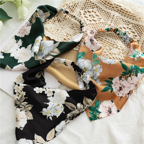 Foulard Triangle en Satin à Imprimé Floral pour Femmes Bandeau Élastique Style Bohème Headwrap Accessoire pour Cheveux