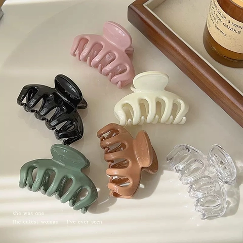 Glossy Acrylic Mini Hair Claw Clip For Women Korean Style Small Shark Hair Clip Elegant Solid Color Hair Accessories