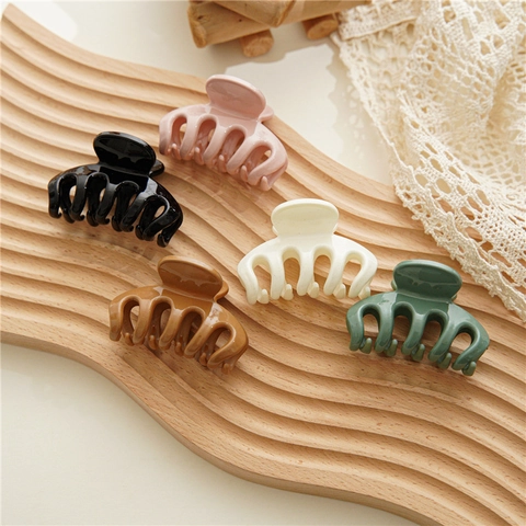 Glossy Acrylic Mini Hair Claw Clip For Women Korean Style Small Shark Hair Clip Elegant Solid Color Hair Accessories