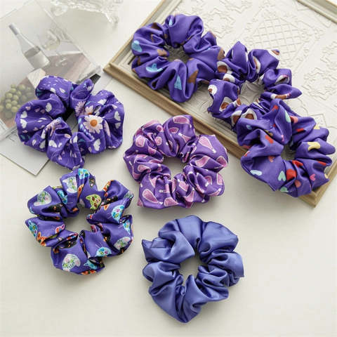 Coleteros de Satén Estampados para Mujer Púrpura Very Peri Patrón Flor Corazón Gato Cintas Elásticas para el Pelo