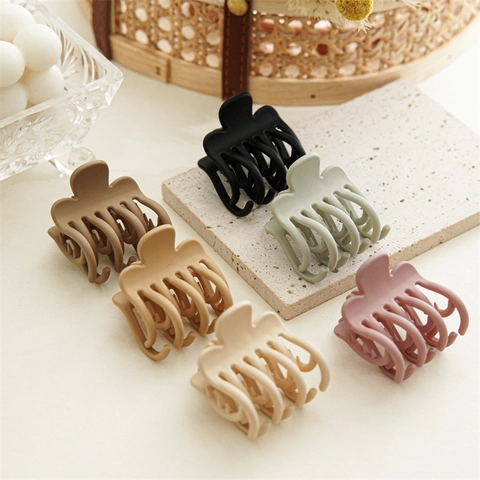 Matte Small Hair Claw Clip For High Ponytail Fixation Elegant Nonslip Shark Clip For Women Girls Hair Accessories