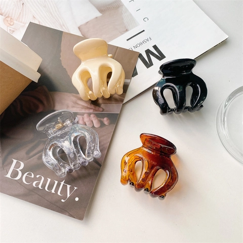 Minimalist Plastic Hair Claw Clip For Women High Horsetail Shark Clip Small Daily Hair Styling Accessory Solid Color Headwear