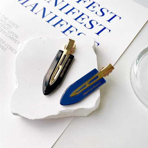 Franse Minimalistische Acryl Haarclips Voor Dames Gouden Letters Bedrukt Make-up Haarfixatie Accessoires Spoorloze Haarnadelen