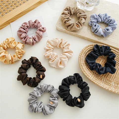 Lady Style Satin Scrunchies Simple Solid Color Hair Ties For Women Pleated Elastic Hair Band With Metal Tag Hair Accessories
