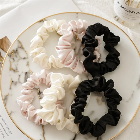 Elegant Satin Fabric Scrunchies High Elastic Solid Color Hair Ties For Women Daily Minimalist Hair Accessories