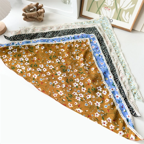 Women Vintage Floral Triangle Headscarf With Lace Trim Sweet Chiffon Hair Bandana For Summer Travel Vacation Accessories