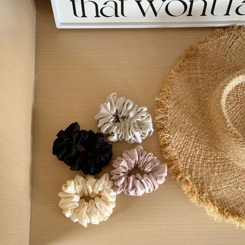 Large Pleated Satin Scrunchies Solid Color Elastic Hair Ties Fashion Oversized Hair Rope For Women Daily Hair Accessories