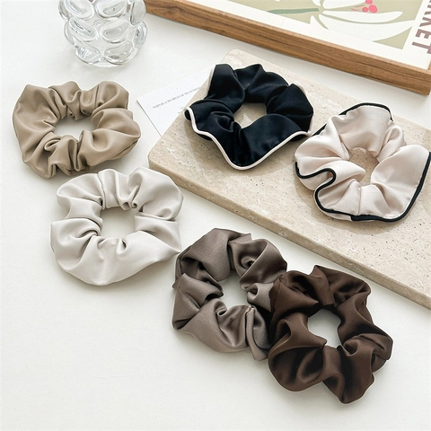 Französischer Vintage Satin Kunstleder Große Scrunchies Einfarbig Elastische Haarbänder Übergroße Haargummis Modeaccessoires Für Damen