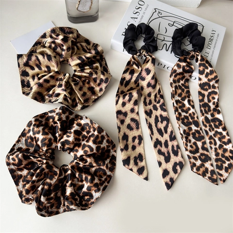 Elegante Coletero con Estampado de Leopardo Anillo de Pelo de Tela de Satén de Alta Elasticidad para Mujer Moda OL Conmutaje Diario