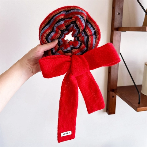 High-end Knitted Scrunchie For Women Large Red Bow Hair Tie Colorful Striped Woolen Yarn Hair Accessories Retro Style Headwear
