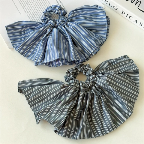 Oversized Striped Scrunchie With Ruffle Skirt Design Large Fabric Hair Tie Elegant Fashion Scrunchie Hair Accessories For Women