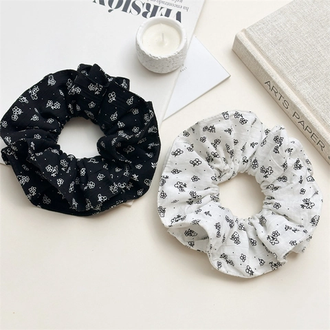 Grandi Scrunchies in Tessuto con Stampa Floreale Elastici per Capelli Stile Dolce Coreano per Donne Ragazze Accessori Quotidiani