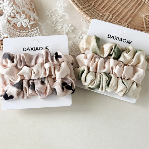 Chouchous en Tissu à Motif Floral et Cœur Haute Élasticité Durables Élastiques à Cheveux pour Femmes Bureau Accessoires Quotidiens