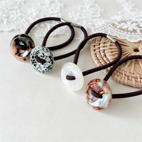 Elastico Capelli in Acetato con Bottone Marmorizzato Fibbia Rotonda Resina Minimalista Fascia Elastica Donna Elegante Scrunchie