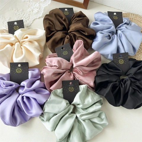 Oversized Satin Scrunchies Elegante Seidiges Gefühl Haargummis Elastisch Groß Plissiert Handgefertigt Pferdeschwanz Halter