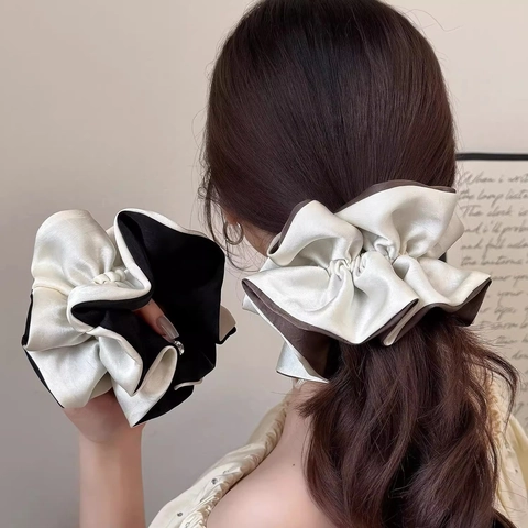 Elegant Oversized Satin Scrunchie For Women Contrast Color Pleated Elastic Hair Tie Large Hair Rope Ponytail Holder Accessories