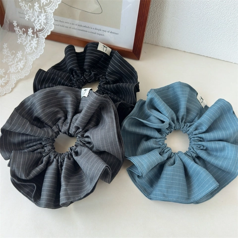 Minimalistische Koreanische Gestreifte Stoff Haargummis Große Gefaltete Haar Bänder Für Damen Trendy Elastische Ponytail Halter