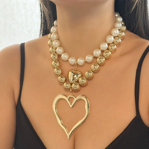 Auffällige Unregelmäßige Geschmolzene Herz Anhänger Halskette Für Damen Zinklegierung Künstliche Perle Lagenkette Perlenkette Ins Stil Schmuck