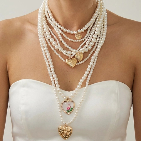 Collana di Perle Artificiali Multistrato Vintage Barocco Per Donna Oro Lega Rilievo Pendente a Cuore Gioielli con Stampa Rosa