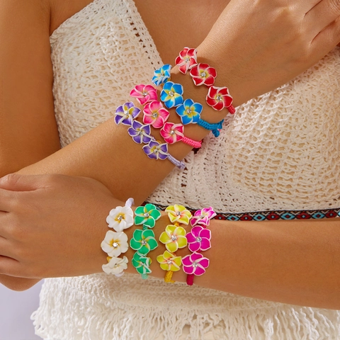 Pulsera de Frangipani Tejida a Mano Para Mujer Joyería de Cuerda Ajustable Flor de Arcilla Polimérica Strass Vacaciones en la Playa Estilo Bohemio